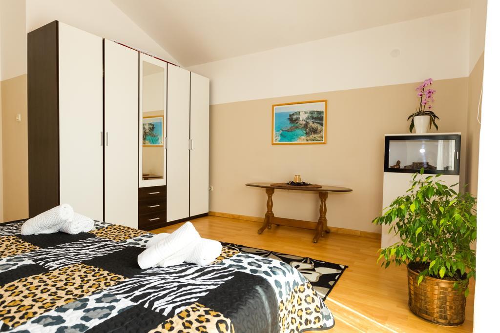 Apartments Villa Orange Zadar Exterior photo